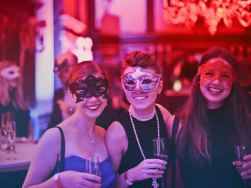 pexels-andrea-piacquadio-787961